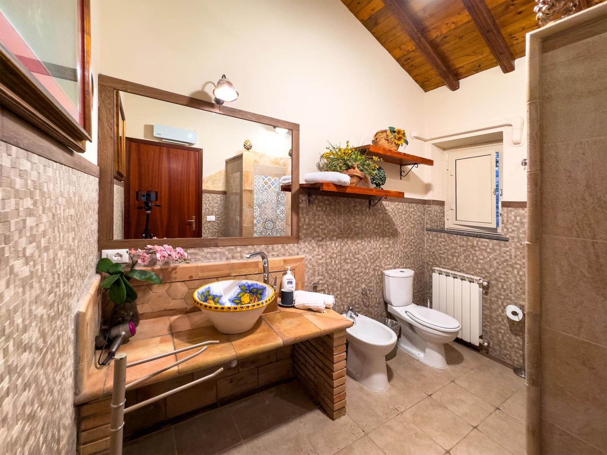 Villa Del Gelso Chalet Nel Parco Delletna 마스칼리 외부 사진
