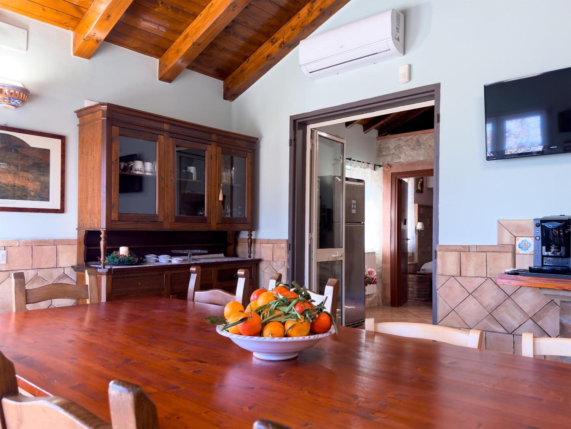 Villa Del Gelso Chalet Nel Parco Delletna 마스칼리 외부 사진