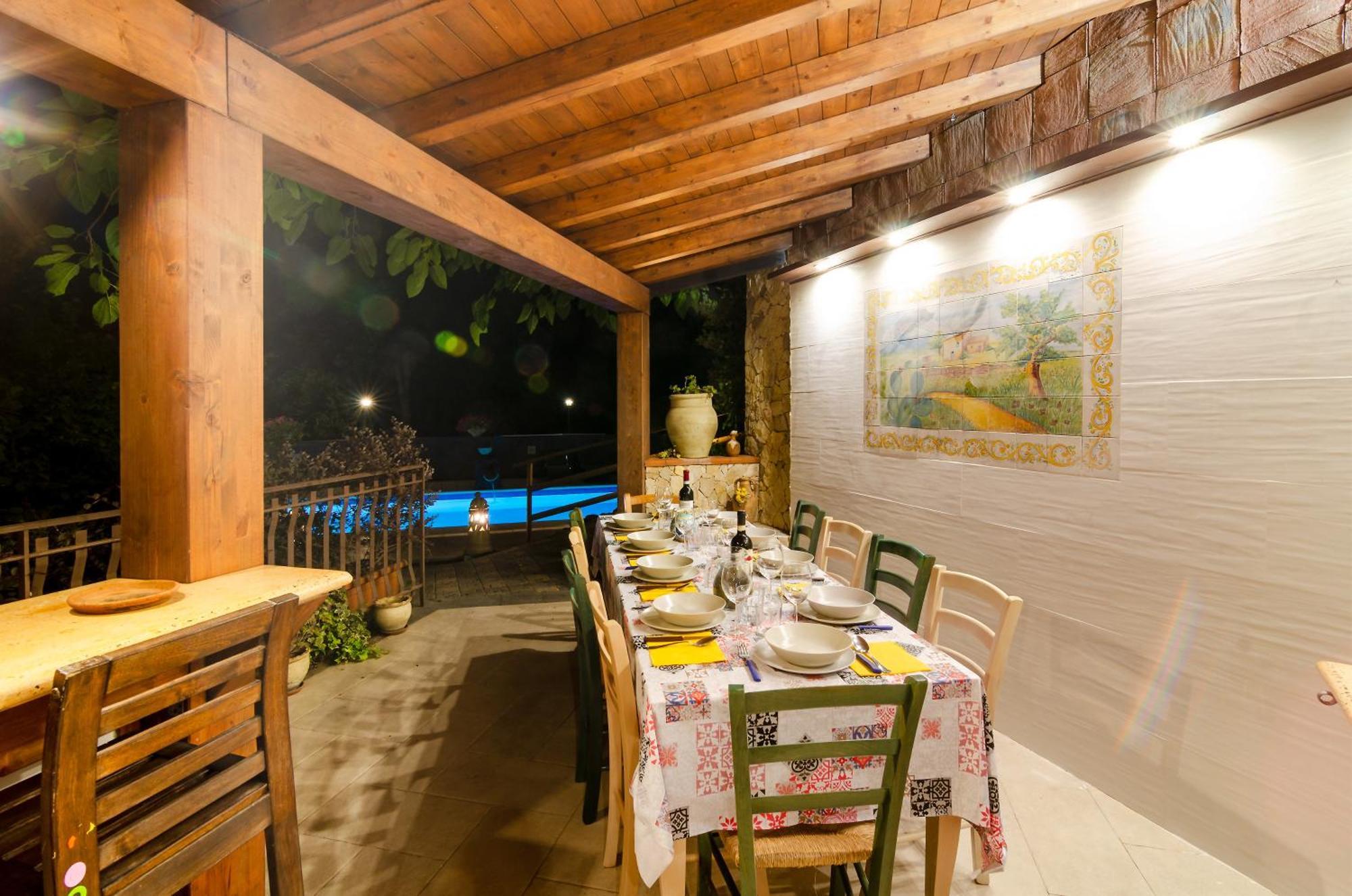 Villa Del Gelso Chalet Nel Parco Delletna 마스칼리 외부 사진