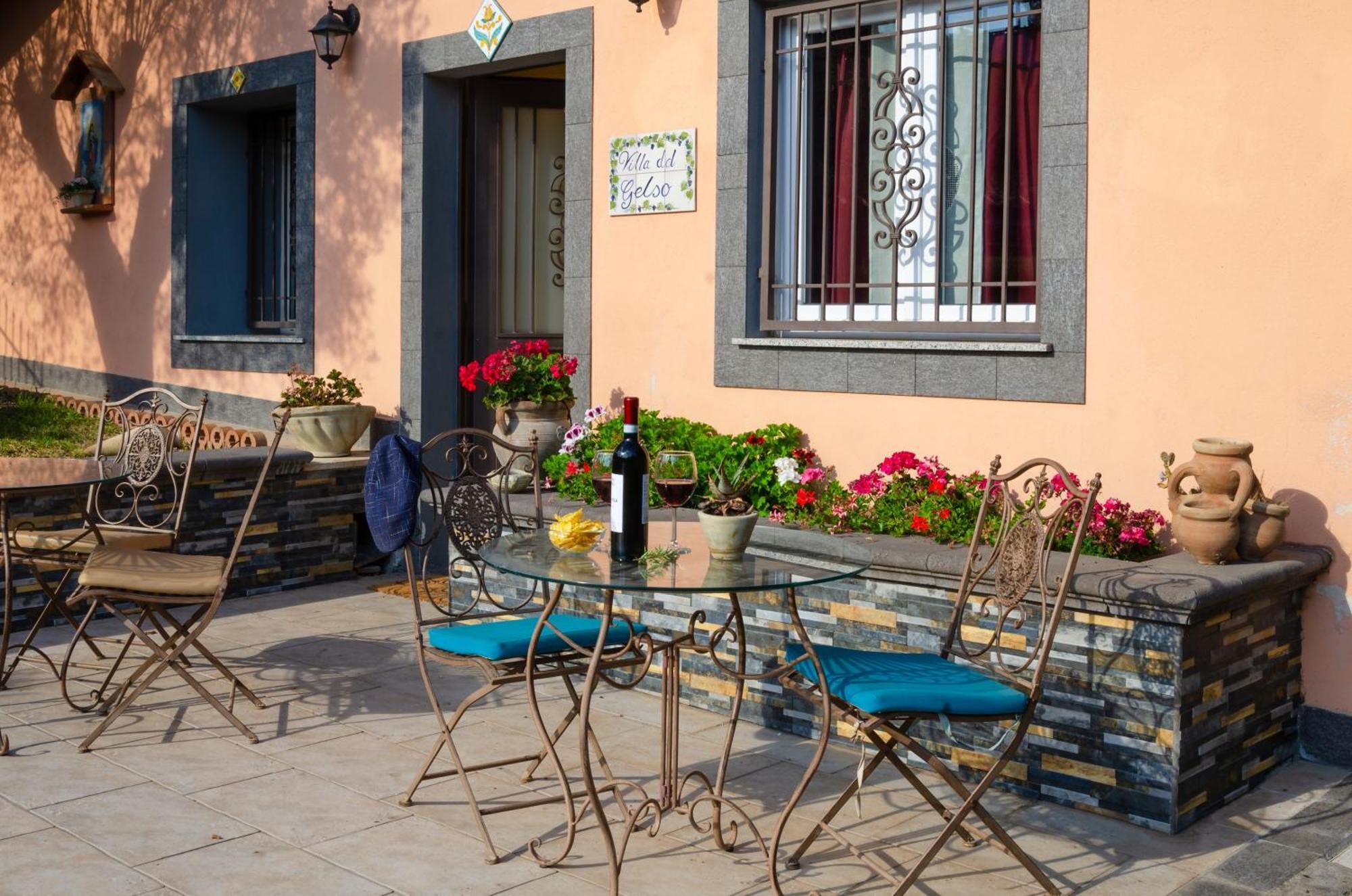 Villa Del Gelso Chalet Nel Parco Delletna 마스칼리 외부 사진